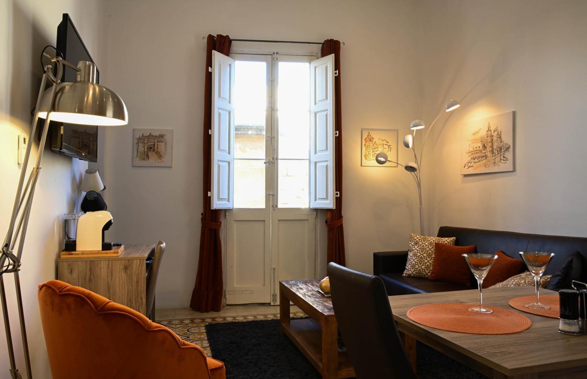 Bebirgu Palazzino Luxury 2 Jacuzzi To Share Apartment Exterior photo